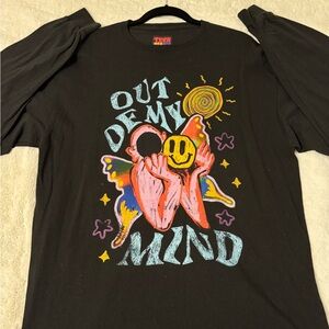 “out of my mind” long sleeve graphic crew neck